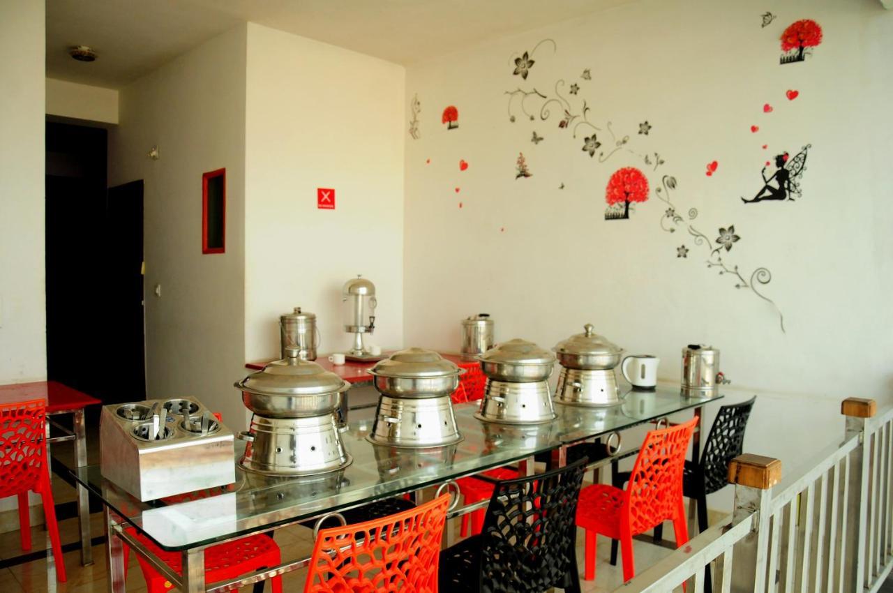 Alwesal International Otel Madikeri Dış mekan fotoğraf