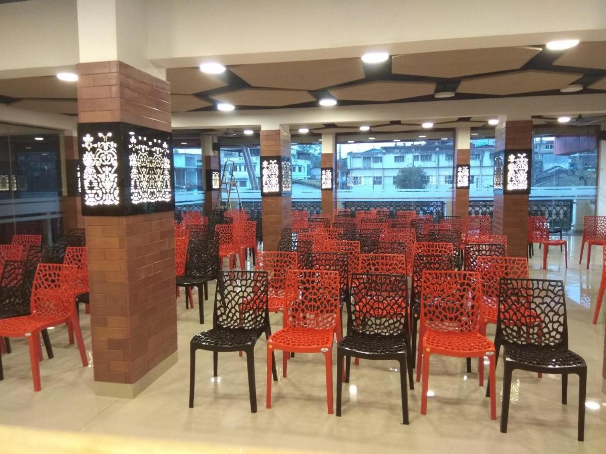 Alwesal International Otel Madikeri Dış mekan fotoğraf