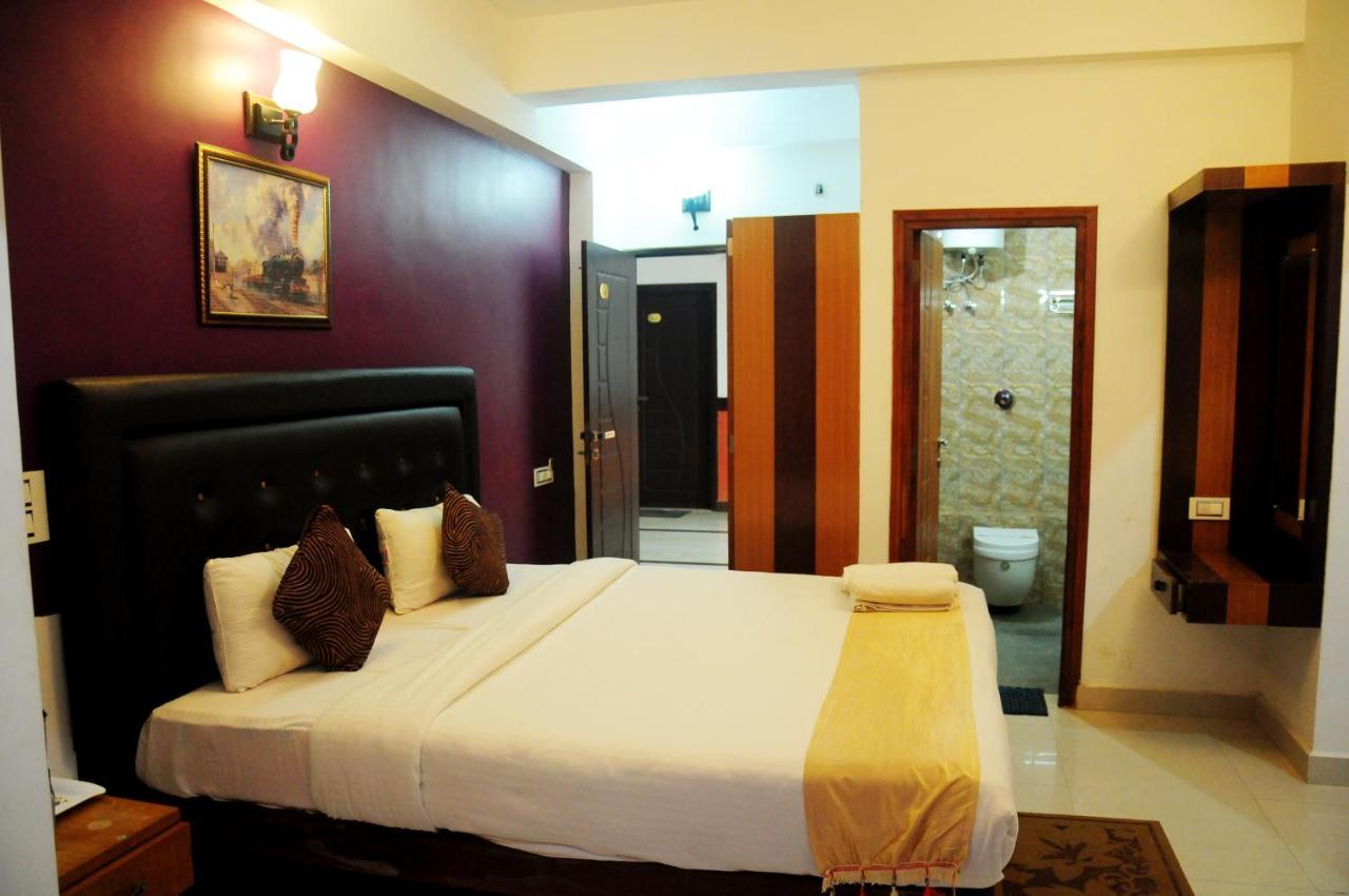 Alwesal International Otel Madikeri Dış mekan fotoğraf