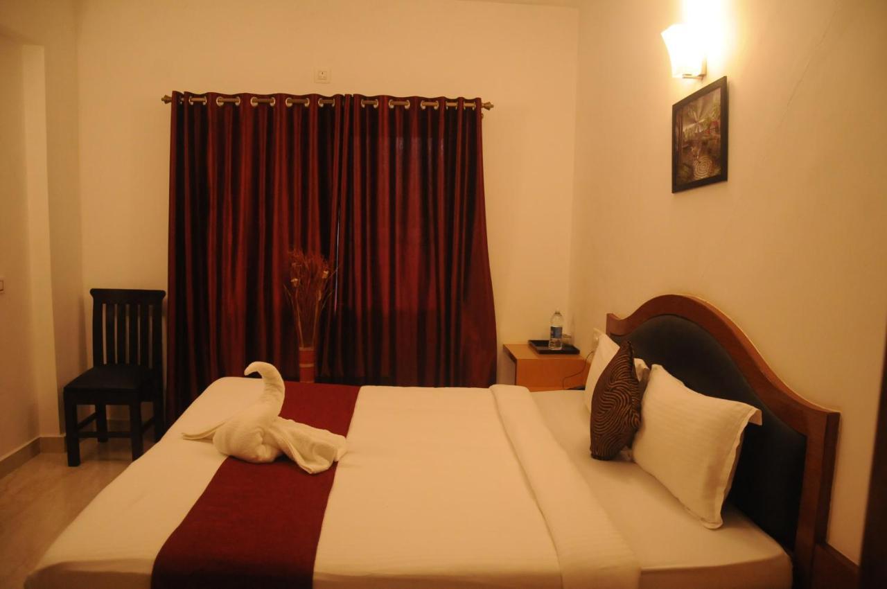Alwesal International Otel Madikeri Dış mekan fotoğraf