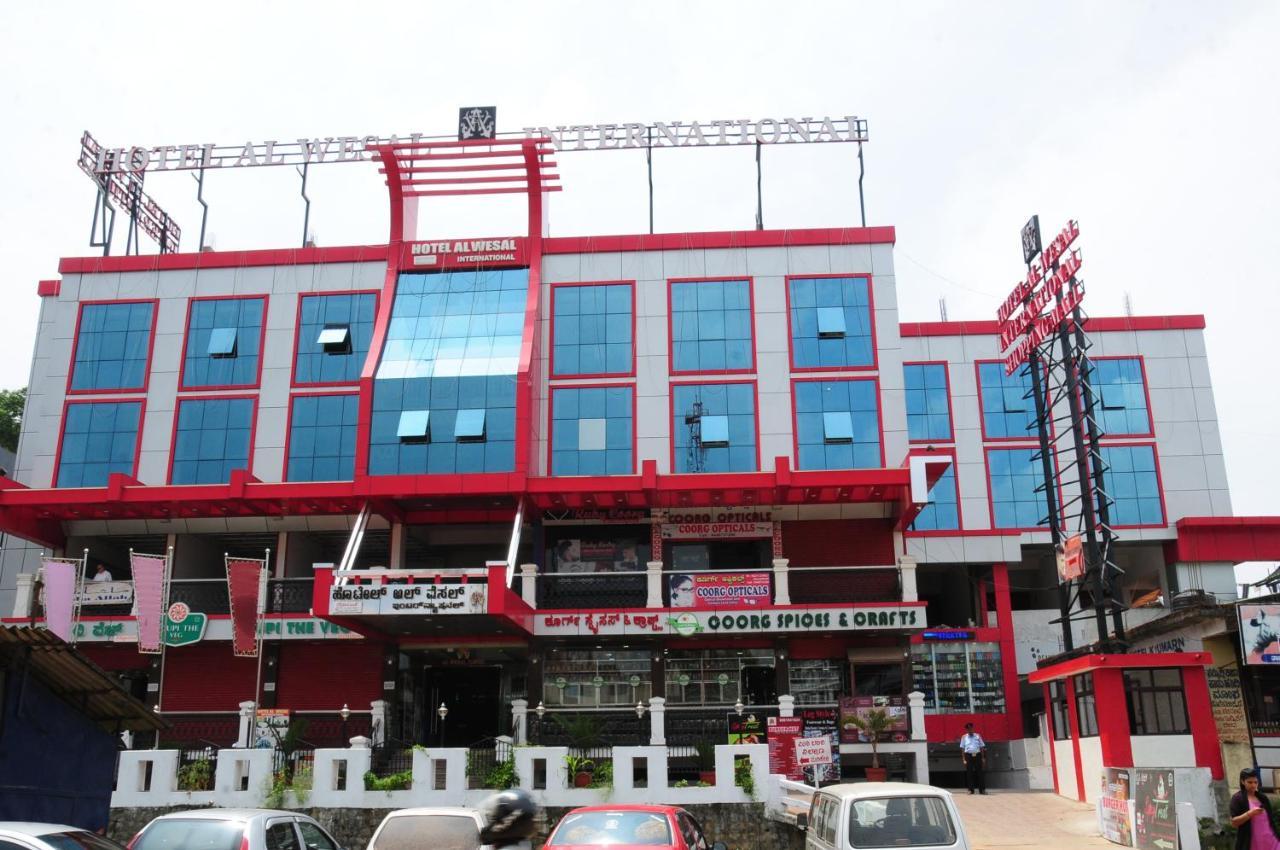Alwesal International Otel Madikeri Dış mekan fotoğraf