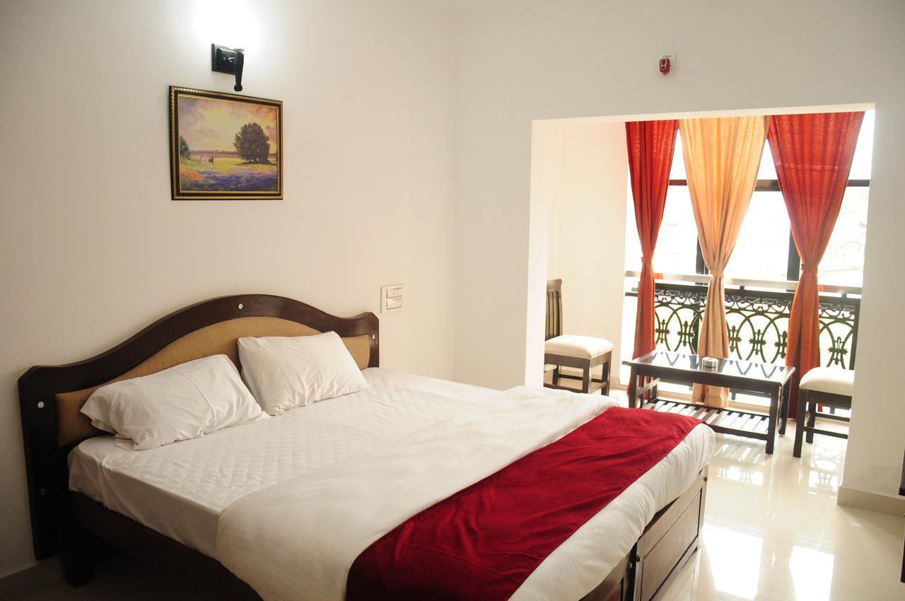 Alwesal International Otel Madikeri Dış mekan fotoğraf