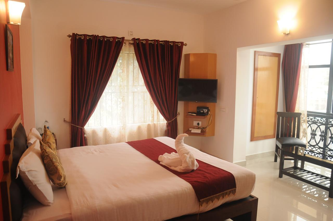 Alwesal International Otel Madikeri Dış mekan fotoğraf