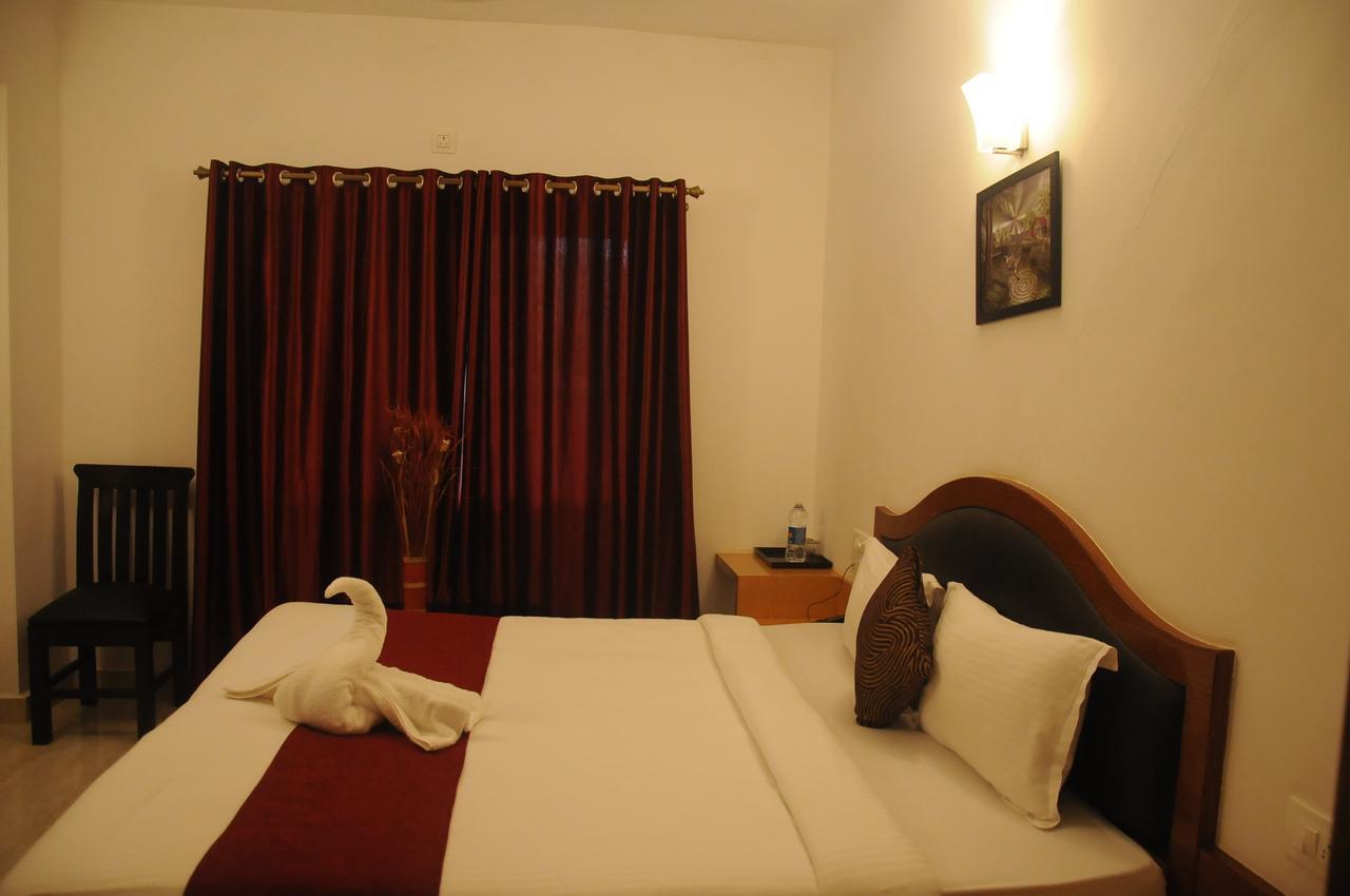 Alwesal International Otel Madikeri Dış mekan fotoğraf